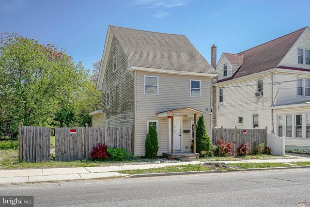 521 N 3RD ST, Millville, NJ 08332