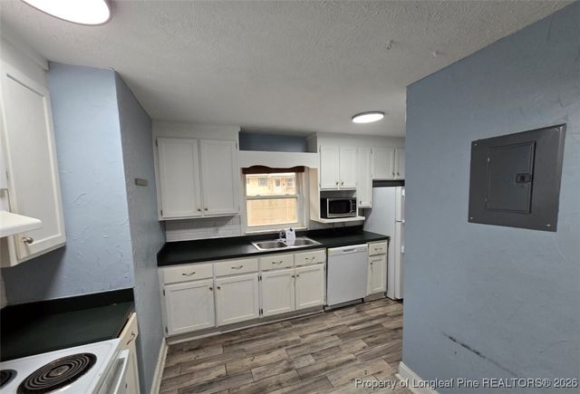 1929 McGougan Road, Fayetteville, NC 28303