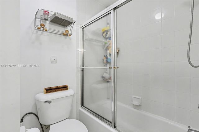 15842 NW 10th Street, Pembroke Pines, FL 33028