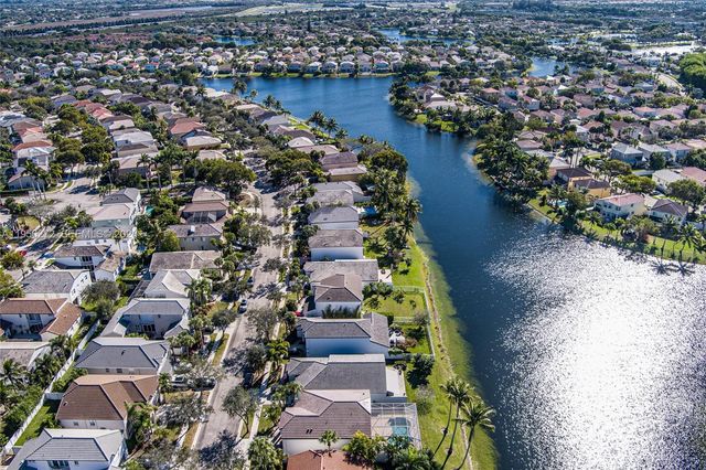 15842 NW 10th Street, Pembroke Pines, FL 33028