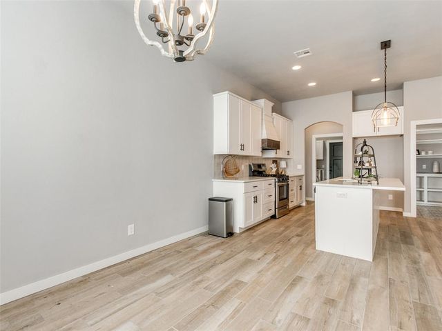 604 Silver Maple Lane, Noble, OK 73068