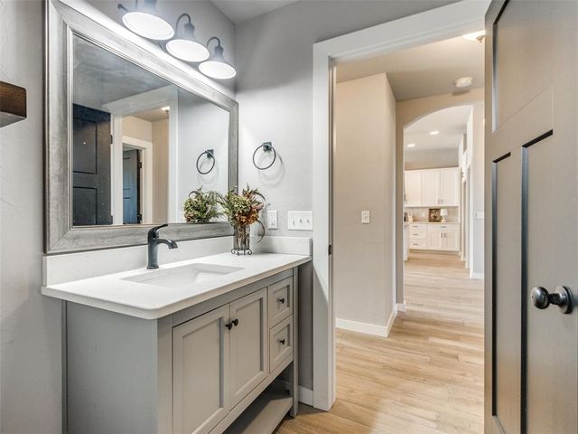 604 Silver Maple Lane, Noble, OK 73068