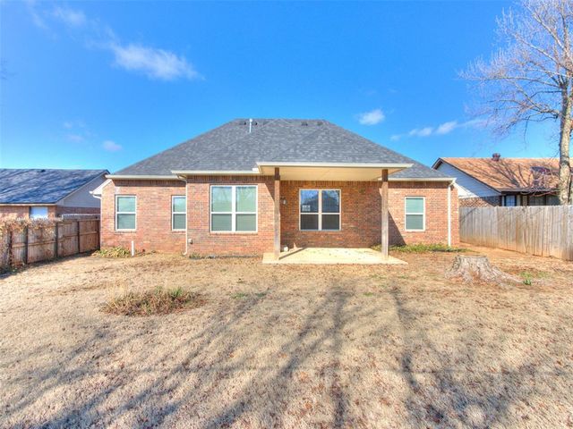 604 Silver Maple Lane, Noble, OK 73068
