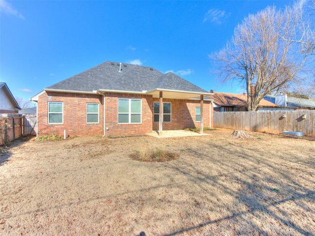 604 Silver Maple Lane, Noble, OK 73068
