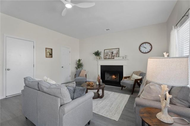 5225 Bridle Point Parkway, Snellville, GA 30039