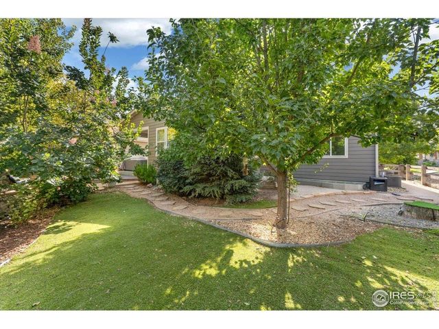 2415 Bluestem Willow Dr, Loveland, CO 80538