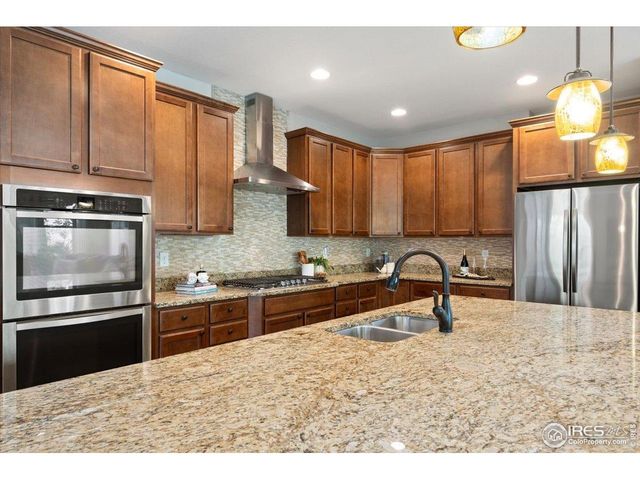 2415 Bluestem Willow Dr, Loveland, CO 80538