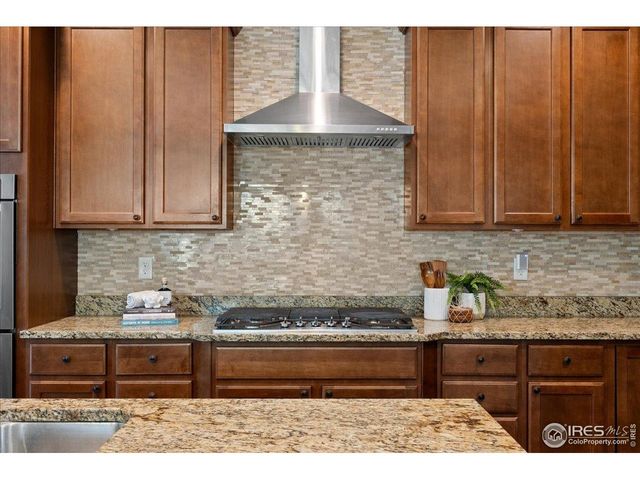 2415 Bluestem Willow Dr, Loveland, CO 80538