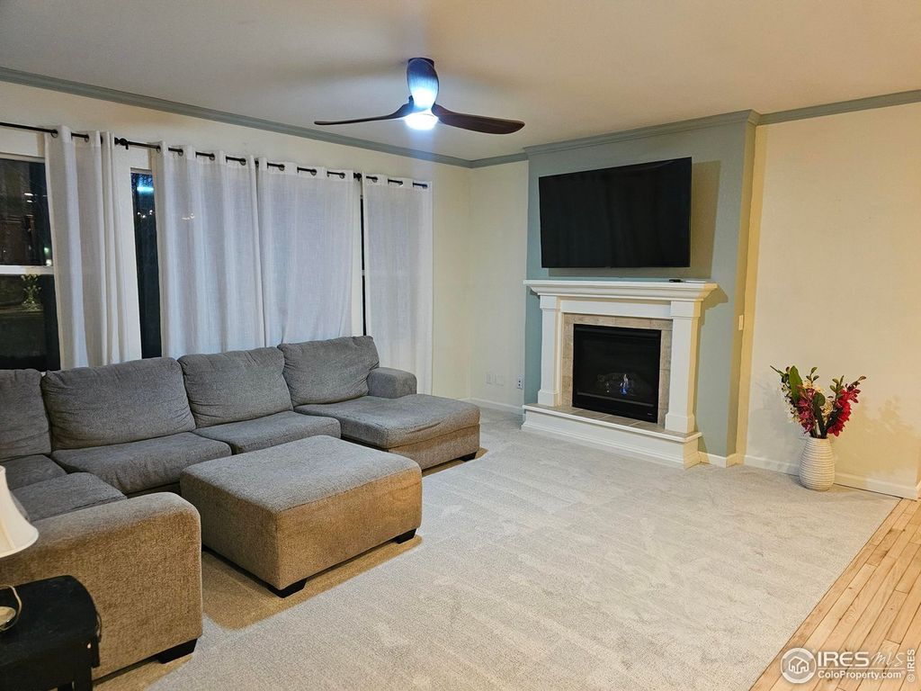 2415 Bluestem Willow Dr, Loveland, CO 80538