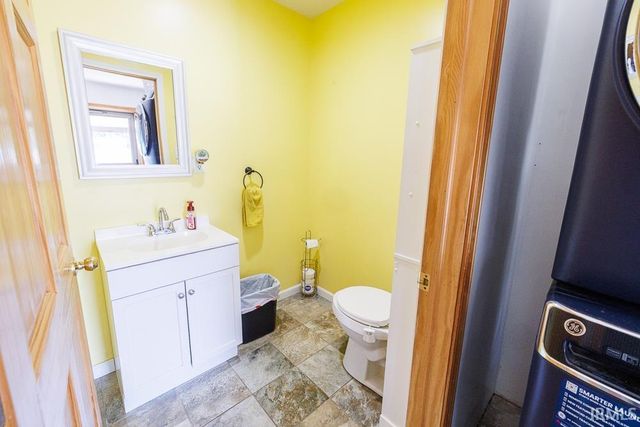 2879 E Calvertville Road, Bloomfield, IN 47424