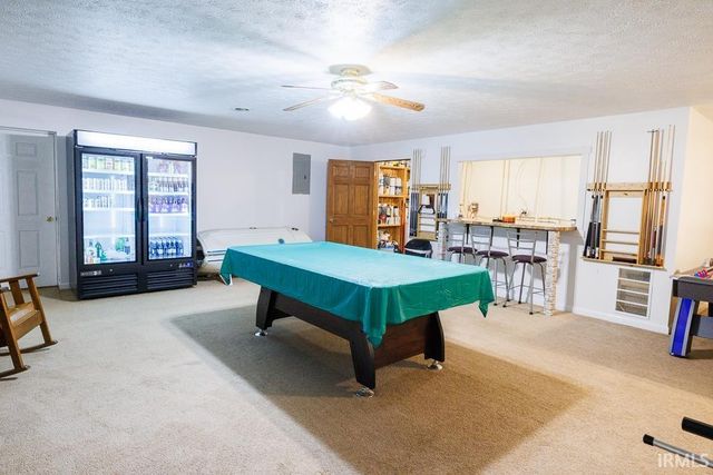 2879 E Calvertville Road, Bloomfield, IN 47424