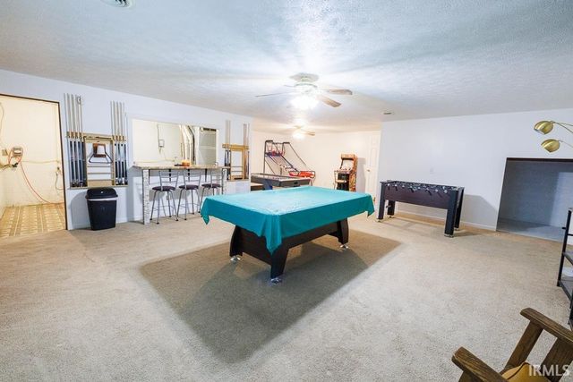 2879 E Calvertville Road, Bloomfield, IN 47424