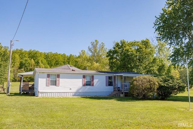 2879 E Calvertville Road, Bloomfield, IN 47424