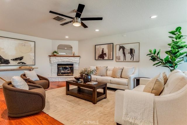 818 Wade, Paso Robles, CA 93446