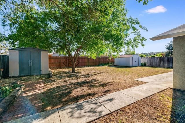 818 Wade, Paso Robles, CA 93446