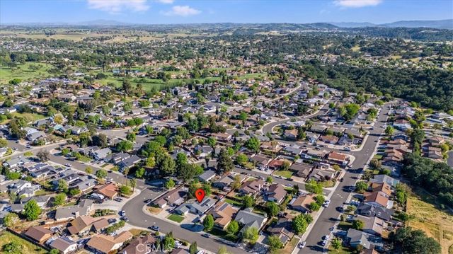 818 Wade, Paso Robles, CA 93446