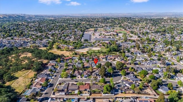 818 Wade, Paso Robles, CA 93446