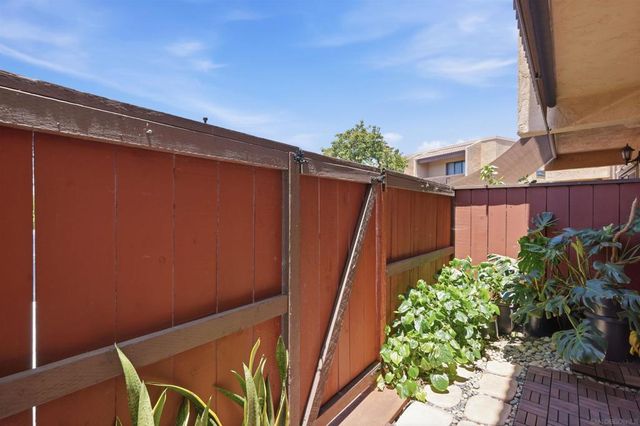 9463 Gold Coast H5, San Diego, CA 92126