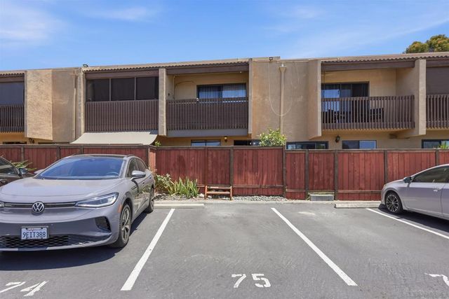 9463 Gold Coast H5, San Diego, CA 92126
