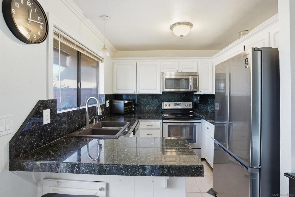 9463 Gold Coast H5, San Diego, CA 92126
