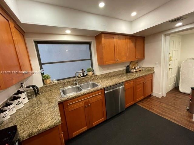 6010 S Falls Cir Drive 000, Lauderhill, FL 33319