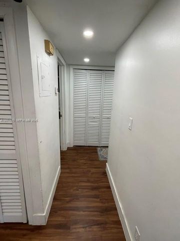 6010 S Falls Cir Drive 000, Lauderhill, FL 33319