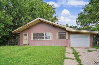 2114 Mitchell St, Lawrence, KS 66046