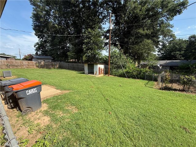 307 E Date Street, Russellville, AR 72802