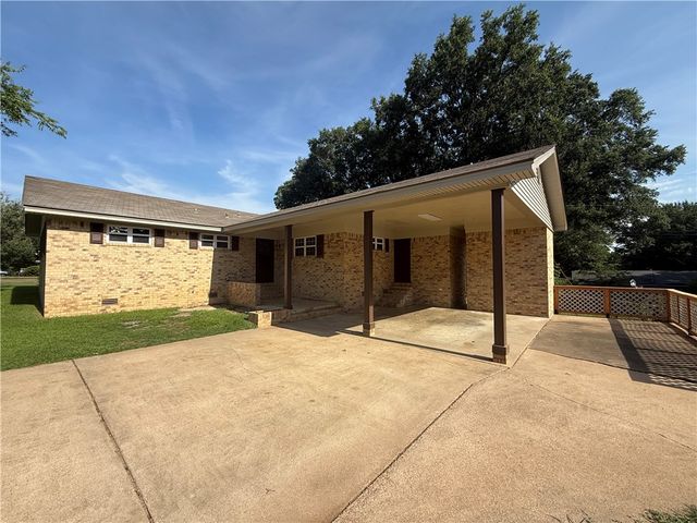 307 E Date Street, Russellville, AR 72802