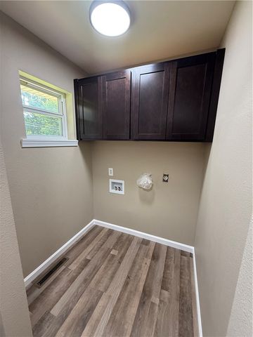 307 E Date Street, Russellville, AR 72802