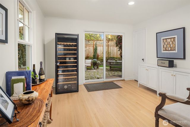 2710 W Blaine St, Seattle, WA 98199