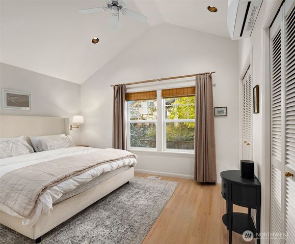 2710 W Blaine St, Seattle, WA 98199