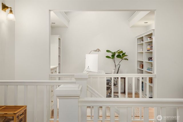 2710 W Blaine St, Seattle, WA 98199