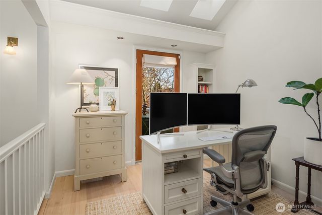 2710 W Blaine St, Seattle, WA 98199