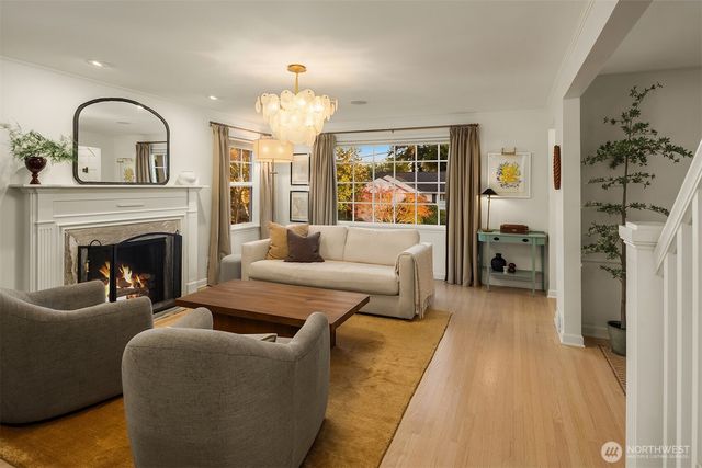 2710 W Blaine St, Seattle, WA 98199