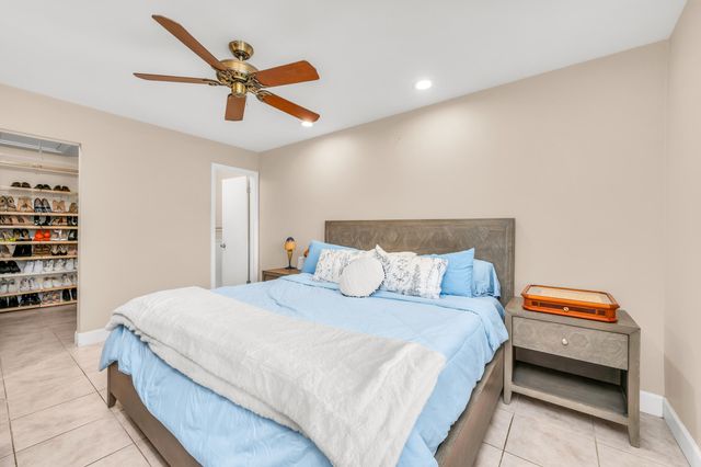 6269 Walk Circle, Boca Raton, FL 33433