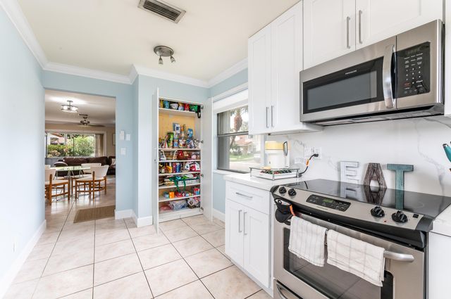 6269 Walk Circle, Boca Raton, FL 33433