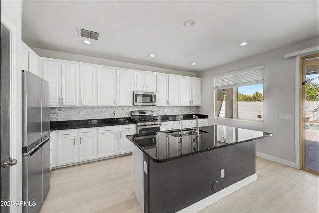 3912 E BLUE SPRUCE Lane, Gilbert, AZ 85298