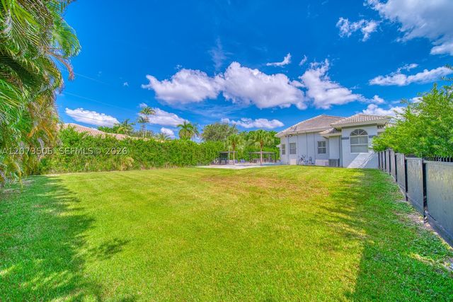 901 NW 122nd Ave, Plantation, FL 33325