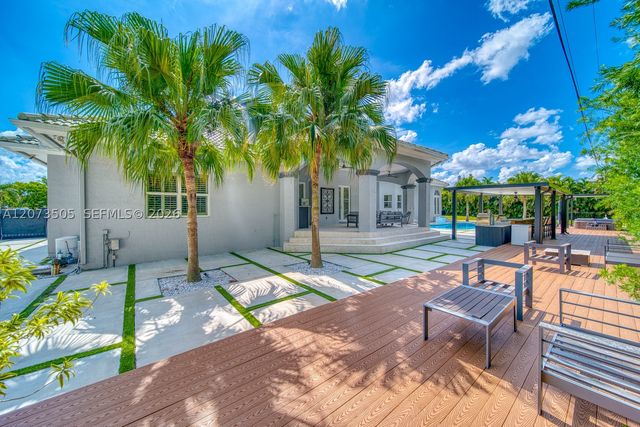 901 NW 122nd Ave, Plantation, FL 33325