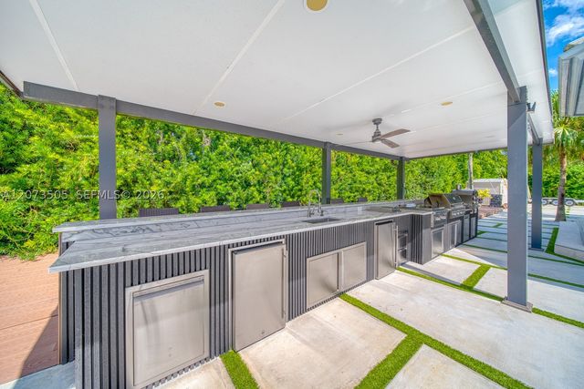 901 NW 122nd Ave, Plantation, FL 33325