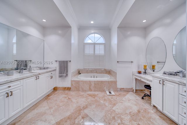 901 NW 122nd Ave, Plantation, FL 33325