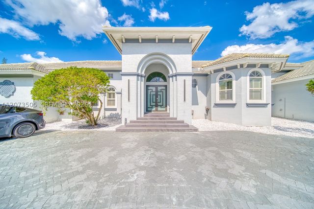 901 NW 122nd Ave, Plantation, FL 33325