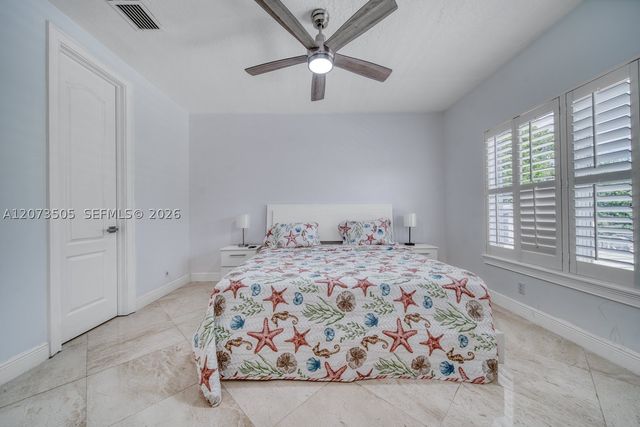 901 NW 122nd Ave, Plantation, FL 33325