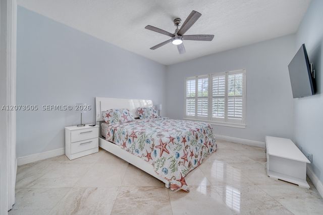 901 NW 122nd Ave, Plantation, FL 33325