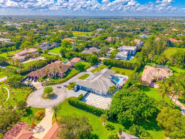 901 NW 122nd Ave, Plantation, FL 33325