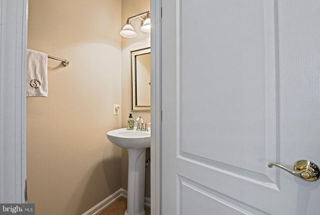 44367 ADARE MANOR SQ, Ashburn, VA 20147