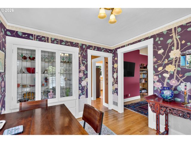2525 Ne TILLAMOOK St, Portland, OR 97212