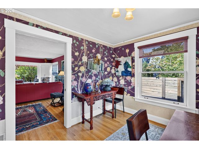 2525 Ne TILLAMOOK St, Portland, OR 97212