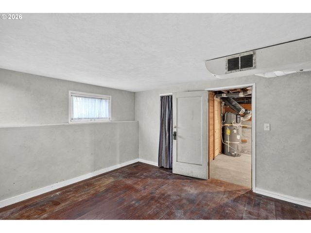 2525 Ne TILLAMOOK St, Portland, OR 97212